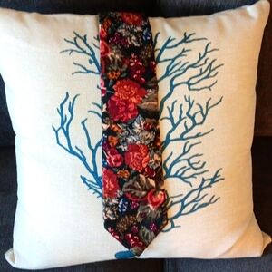 Christian Dior 100% Silk Tie